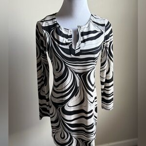 DVF Diane von Furstenberg Abstract Print Mini Dress | Size 4 | Mod Graphic